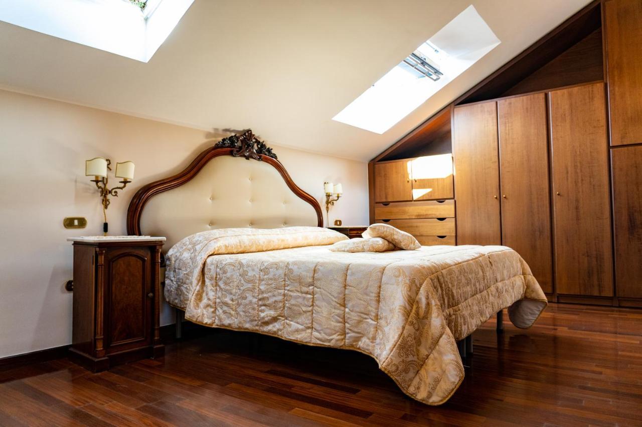 Real Borbone Bed & Breakfast กาแซร์ตา ภายนอก รูปภาพ