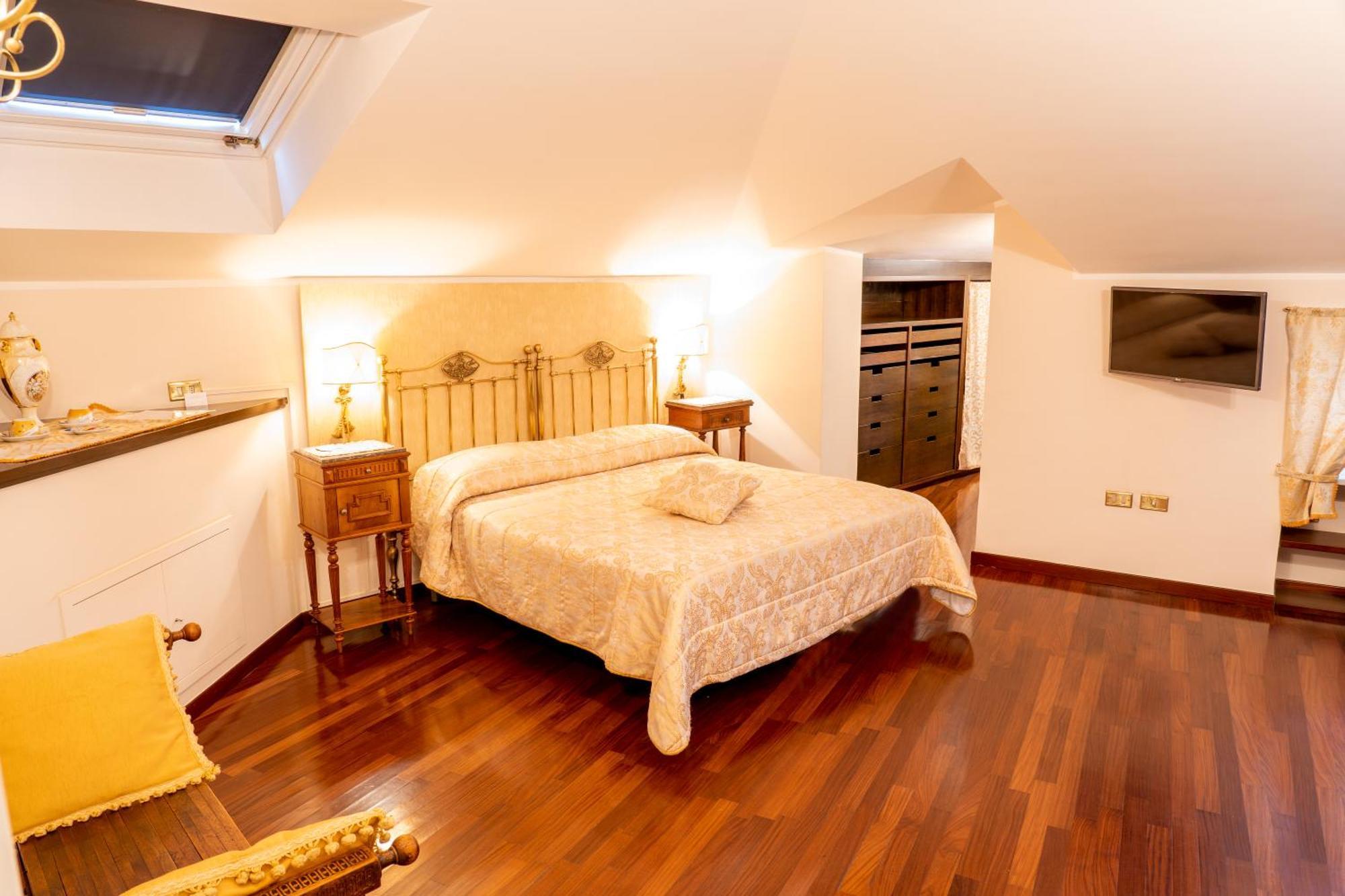 Real Borbone Bed & Breakfast กาแซร์ตา ห้อง รูปภาพ